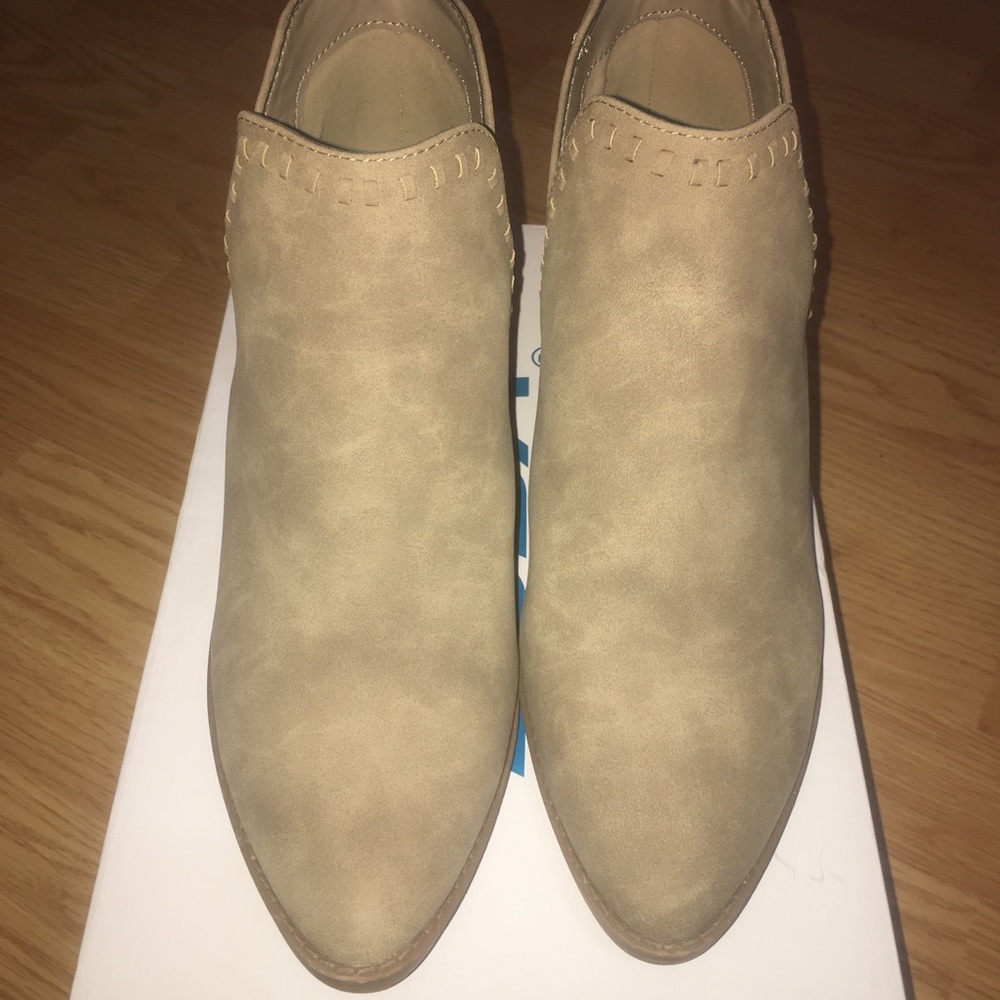 Booties - Picture 3 of 5
